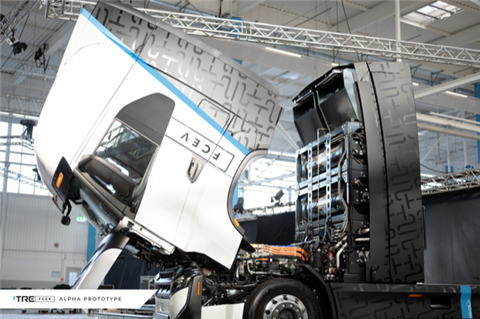 The new Nikola Tre fuel-cell heaavy truck